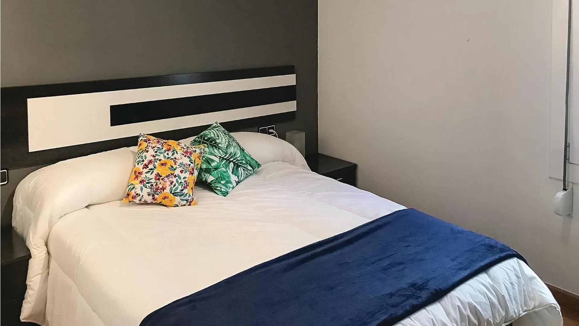 2 Bedroom Cozy Apartment In Blanes